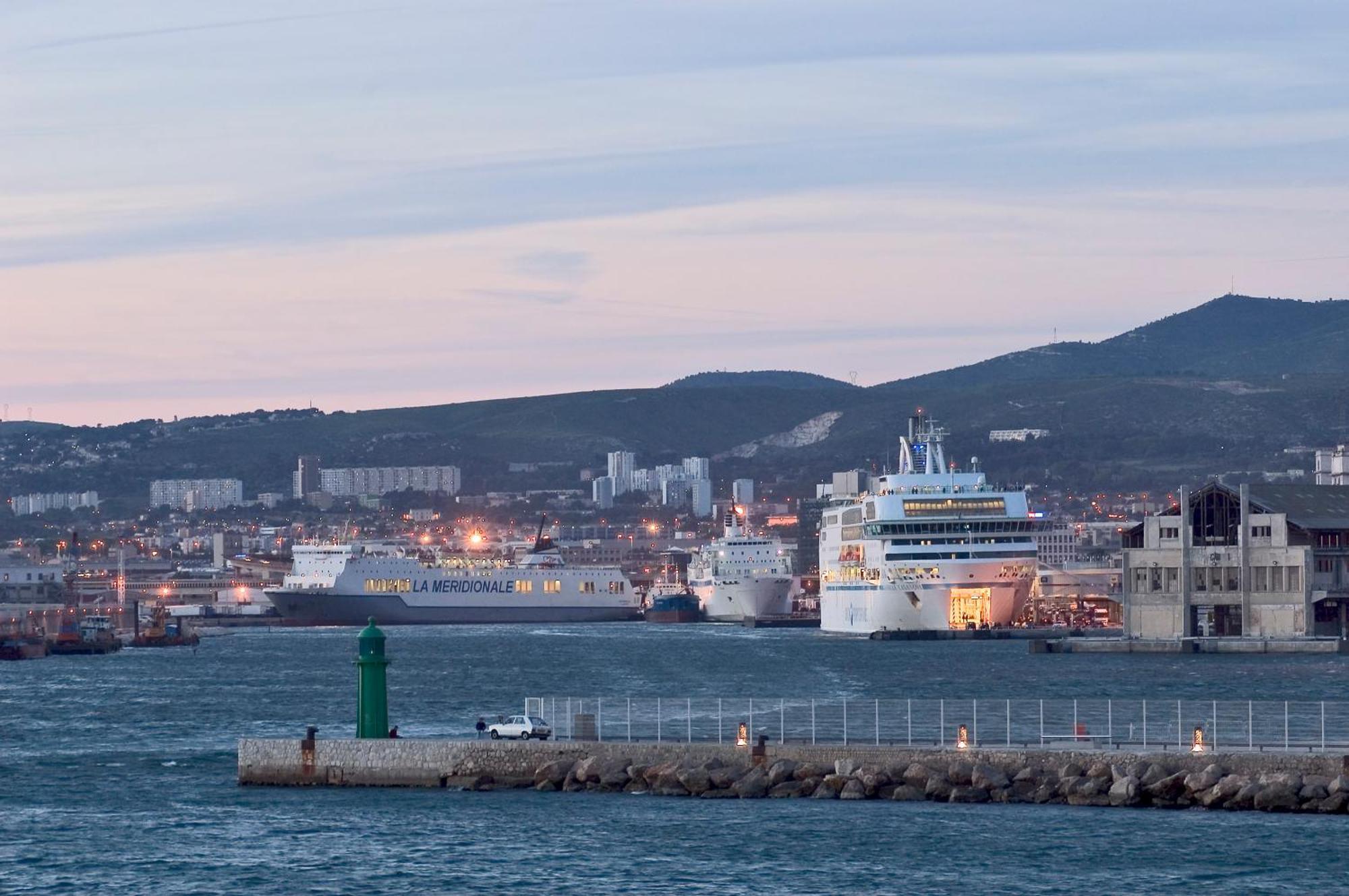 Novotel Suites Marseille Centre Euromed Εξωτερικό φωτογραφία
